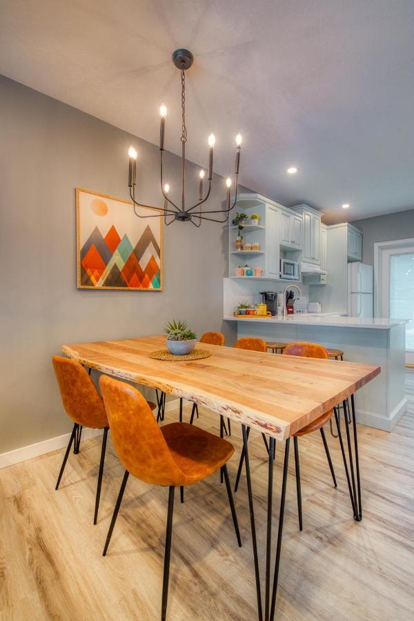 Beautiful Newly Reno 2Bdm 2 Bth Sleep Up To 6 Adults & Kids Mountain View Townhouse Suite Canmore Exteriör bild